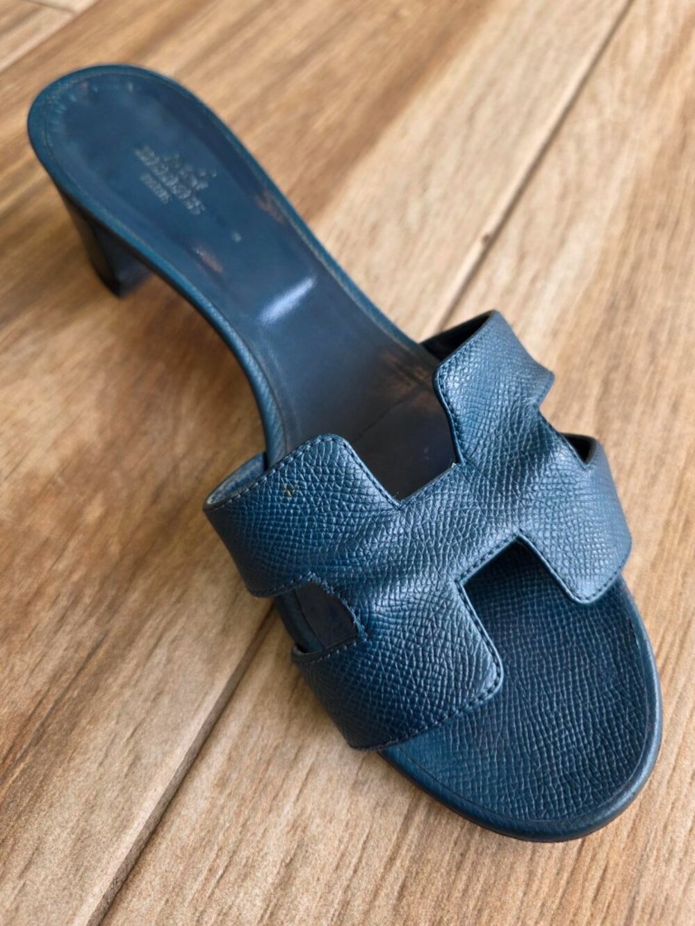 Hermes Oasis Blue Leather H Sandals Heels Eur. 39.5